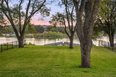 327 Meadowlakes Drive, Meadowlakes, TX 78654 - Photo 37