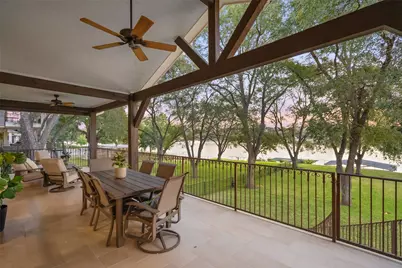 327 Meadowlakes Drive, Meadowlakes, TX 78654 - Photo 31