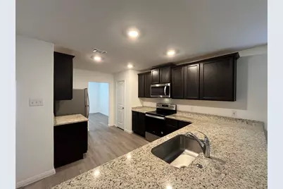 14141 Prospector Way, Elgin, TX 78621 - Photo 5