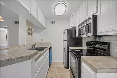 2220 Leon Street #203, Austin, TX 78705 - Photo 7