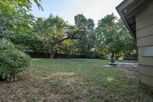 6400 Craigwood Cir, Austin, TX 78725 - Photo 3