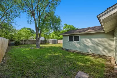 5613 Jacaranda Drive, Austin, TX 78744 - Photo 27