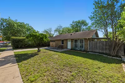 5613 Jacaranda Drive, Austin, TX 78744 - Photo 3