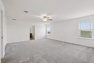 11013 Helms Deep Dr, Austin, TX 78754 - Photo 15