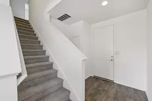 11013 Helms Deep Dr, Austin, TX 78754 - Photo 13