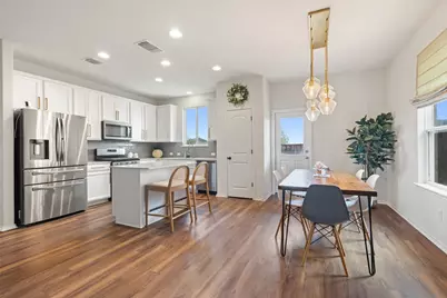 290 Bayberry Circle, Buda, TX 78610 - Photo 5