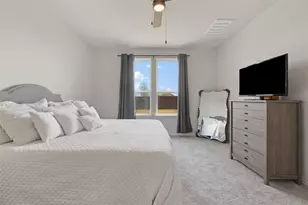 290 Bayberry Cir, Buda, TX 78610 - Photo 17