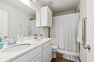 290 Bayberry Cir, Buda, TX 78610 - Photo 25