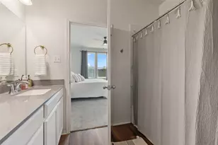 290 Bayberry Cir, Buda, TX 78610 - Photo 17