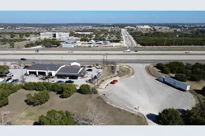 561 Woodview Drive, Leander, TX 78641 - Photo 9