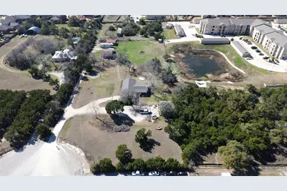 561 Woodview Drive, Leander, TX 78641 - Photo 5