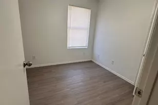 6910 Circle S Rd, Austin, TX 78745 - Photo 7