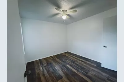 9906 Hundred Oaks Circle #B, Austin, TX 78750 - Photo 11