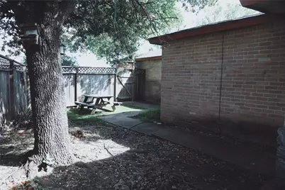 9906 Hundred Oaks Circle #B, Austin, TX 78750 - Photo 21
