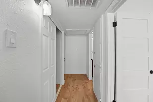 2124 Burton Dr, Austin, TX 78741 - Photo 23