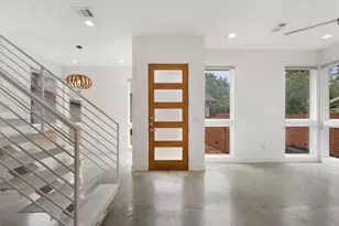 513 W Croslin St, Austin, TX 78752 - Photo 3