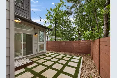 513 W Croslin Street #B, Austin, TX 78752 - Photo 35