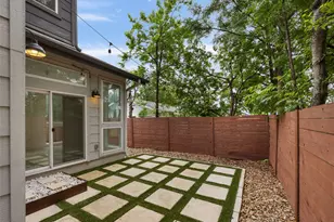 513 W Croslin St, Austin, TX 78752 - Photo 35