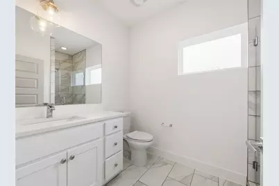 513 W Croslin Street #B, Austin, TX 78752 - Photo 29
