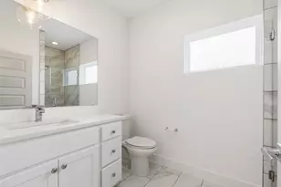 513 W Croslin St, Austin, TX 78752 - Photo 29
