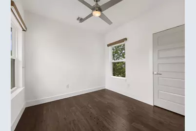 513 W Croslin Street #B, Austin, TX 78752 - Photo 27