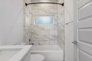 513 W Croslin St, Austin, TX 78752 - Photo 25