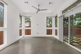 513 W Croslin St, Austin, TX 78752 - Photo 5