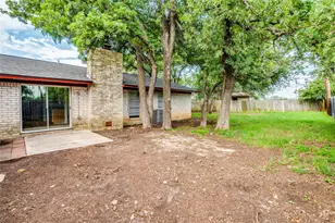 1306 Glenda Dr, Round Rock, TX 78681 - Photo 19