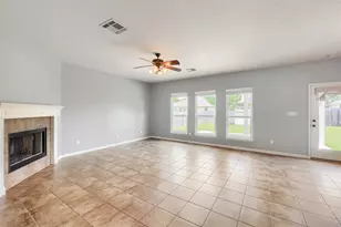 7813 Squirrel Hollow Dr, Georgetown, TX 78628 - Photo 5