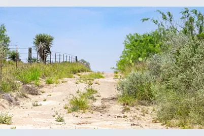 000 Hwy 16, Zapata, TX 78076 - Photo 19