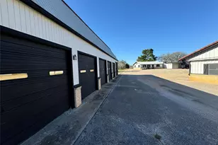 2520 Hwy 304, Smithville, TX 78957 - Photo 5