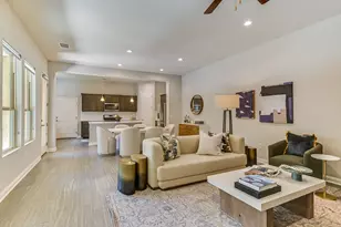 1514 Frontier Valley Dr, Austin, TX 78741 - Photo 3