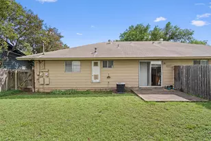 2714 Thrushwood Dr, Austin, TX 78757 - Photo 21