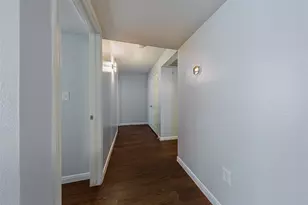 501 W 26th St, Austin, TX 78705 - Photo 11