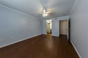 501 W 26th St, Austin, TX 78705 - Photo 13