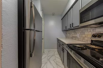 501 W 26th Street #103, Austin, TX 78705 - Photo 5