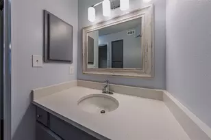 501 W 26th St, Austin, TX 78705 - Photo 15