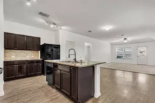 12304 Jamie Dr, Manor, TX 78653 - Photo 7