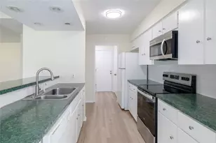 611 Lido St, Lakeway, TX 78734 - Photo 13