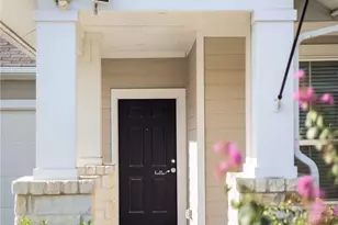 245 E Broade St, Leander, TX 78641 - Photo 5