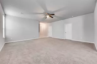 245 E Broade St, Leander, TX 78641 - Photo 9