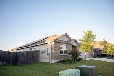 423 Bluejack Way, Hutto, TX 78634 - Photo 3