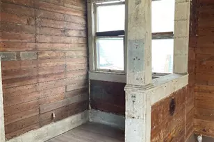 505 S Ave C Ave, Elgin, TX 78621 - Photo 9