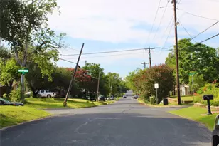 505 S Ave C Ave, Elgin, TX 78621 - Photo 29