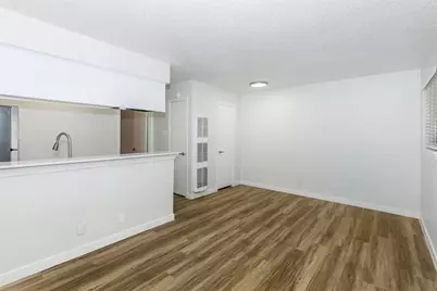 609 E 45th Street #104, Austin, TX 78751 - Photo 3