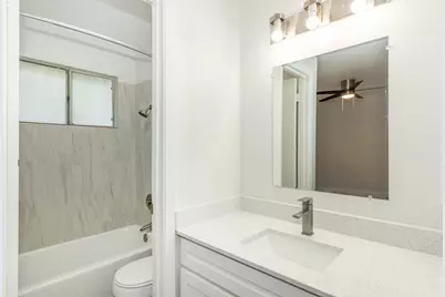 609 E 45th Street #104, Austin, TX 78751 - Photo 9