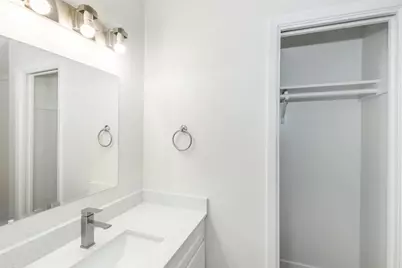 609 E 45th Street #104, Austin, TX 78751 - Photo 11