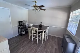 5904 Burlington Ct, Austin, TX 78727 - Photo 21