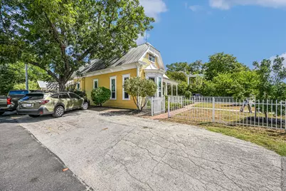 1002 Chestnut Street #D, Bastrop, TX 78602 - Photo 21