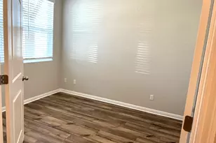 302 Marjorie Dr, Hutto, TX 78634 - Photo 3